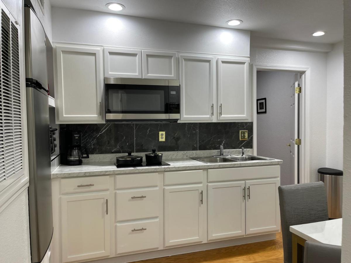 2 Bedroom Apartment Auburndale Bagian luar foto