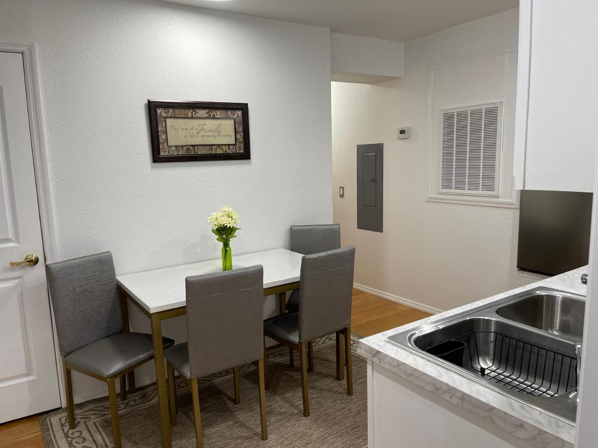 2 Bedroom Apartment Auburndale Bagian luar foto