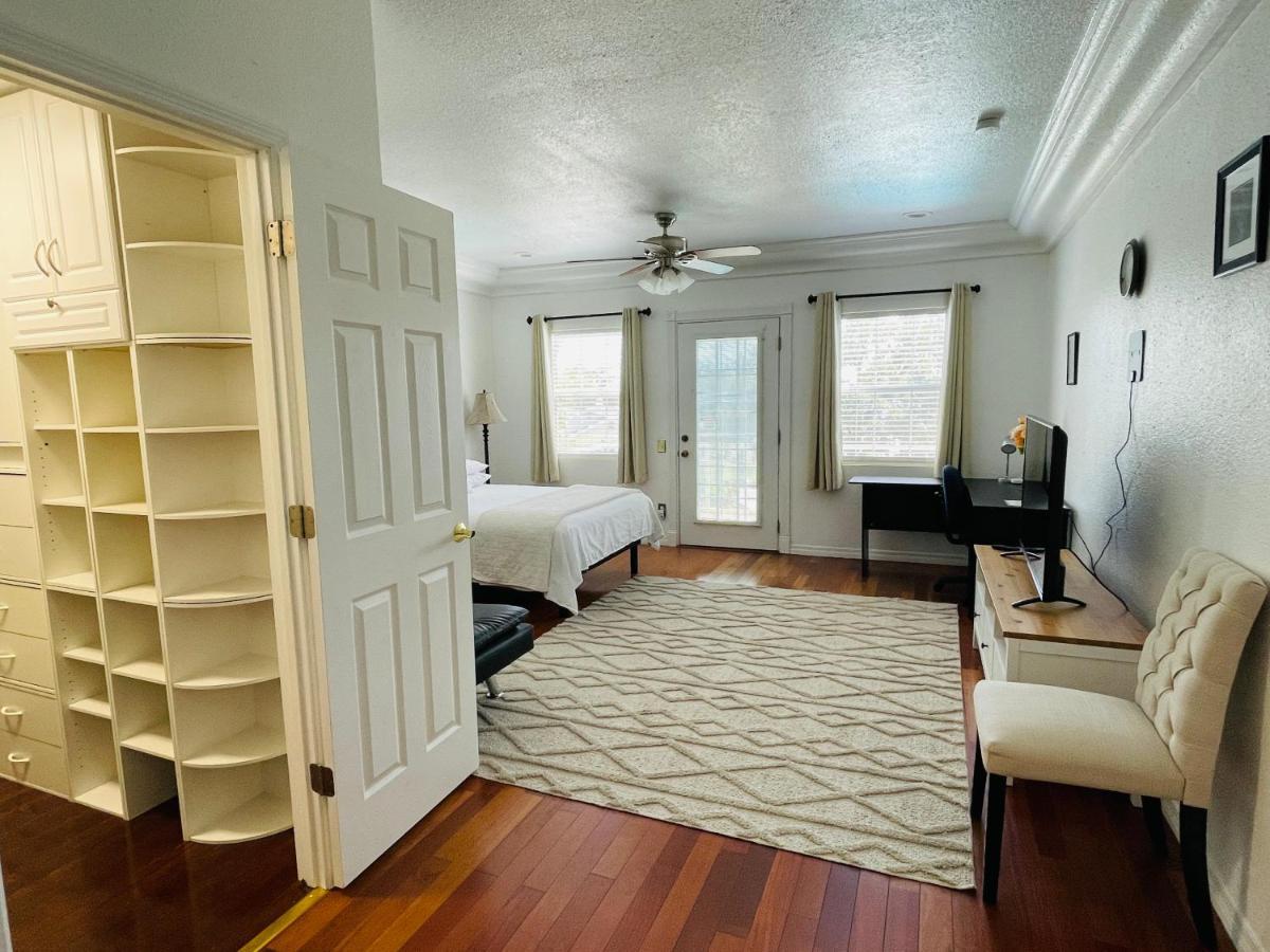 2 Bedroom Apartment Auburndale Bagian luar foto